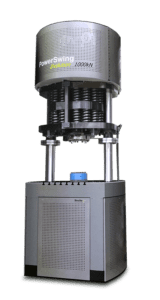 Bauteilprüfmaschine mit motorischem Resonanzantrieb.