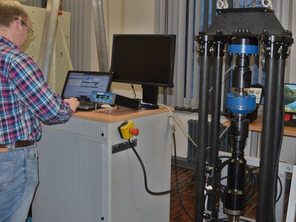 Calibration of force transducer